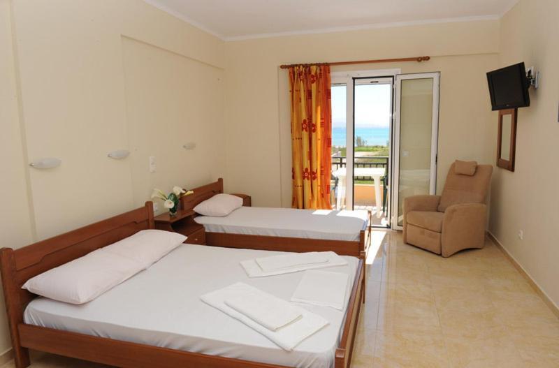 Calypso Luxury Studios Vasiliki  Room photo