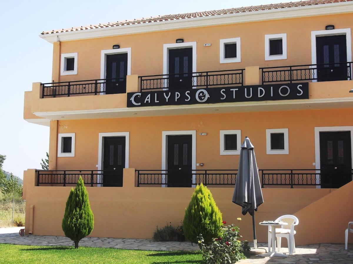 Calypso Luxury Studios Vasiliki  Exterior photo